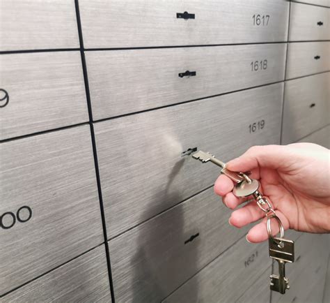 safety deposit box key identification